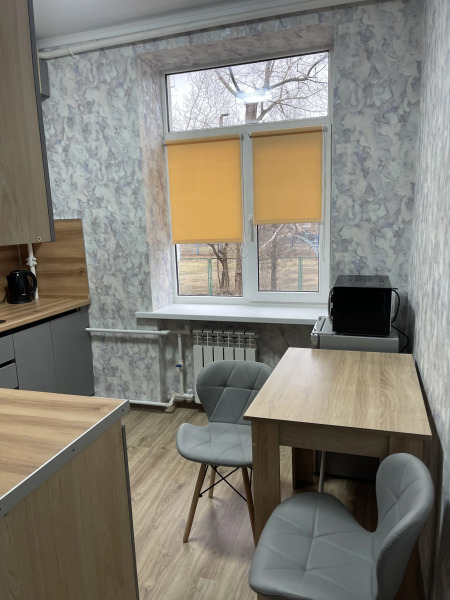 Квартира Двухкомнатная. Ворошилова 8а. 2 этаж