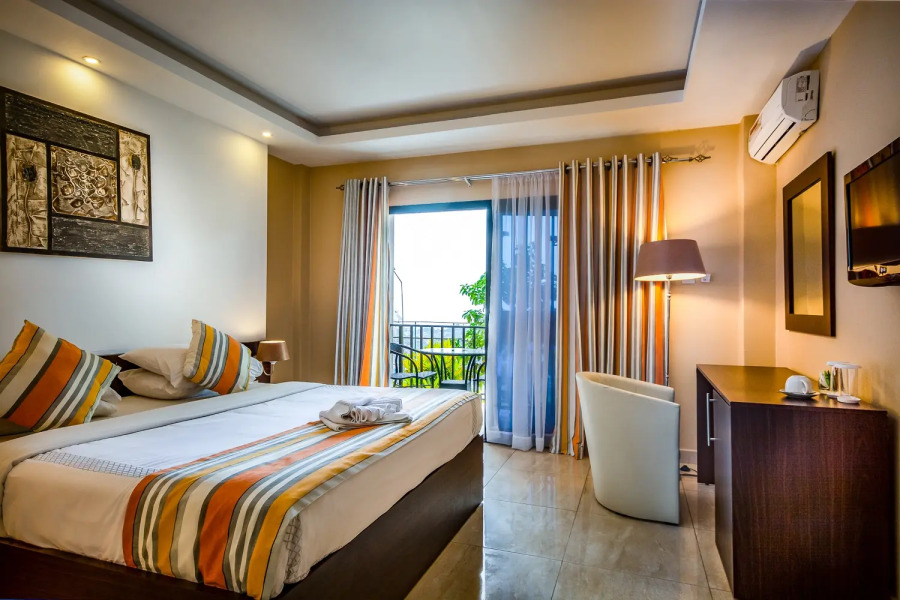 Отель The Country Lodge