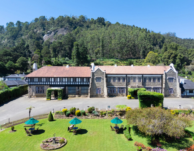 Отель The Hill Club