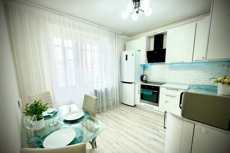 Квартира Рядом с ТЦ Кристалл