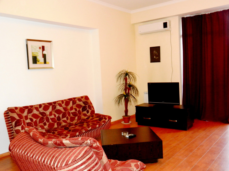 Апартаменты на Площади Республики