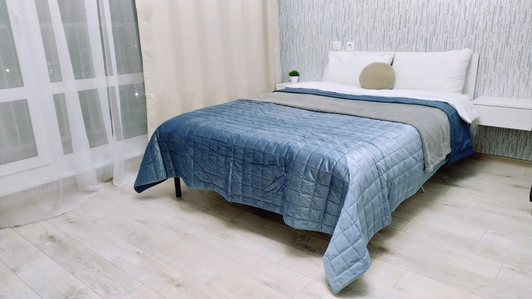 Квартира Комфортабельная Студия на Судостроительной недалеко от Красноярских Столбов и Роева Ручья