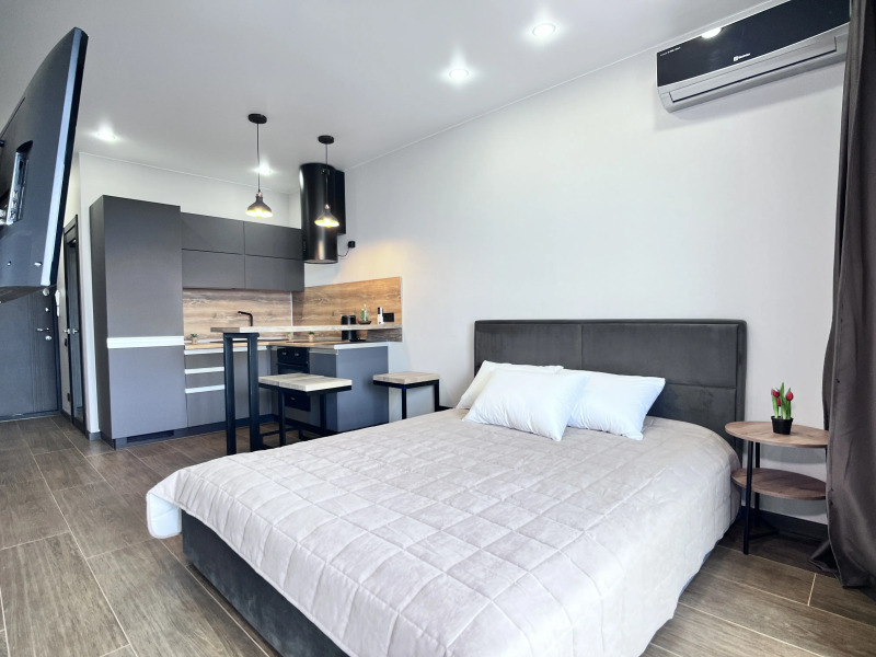 Апартаменты студия с балконом и видом на море ЖК Сокол