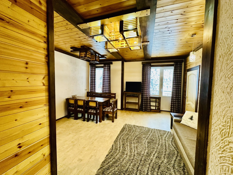 Квартира на Аланской, 25 "Трехкомнатные"