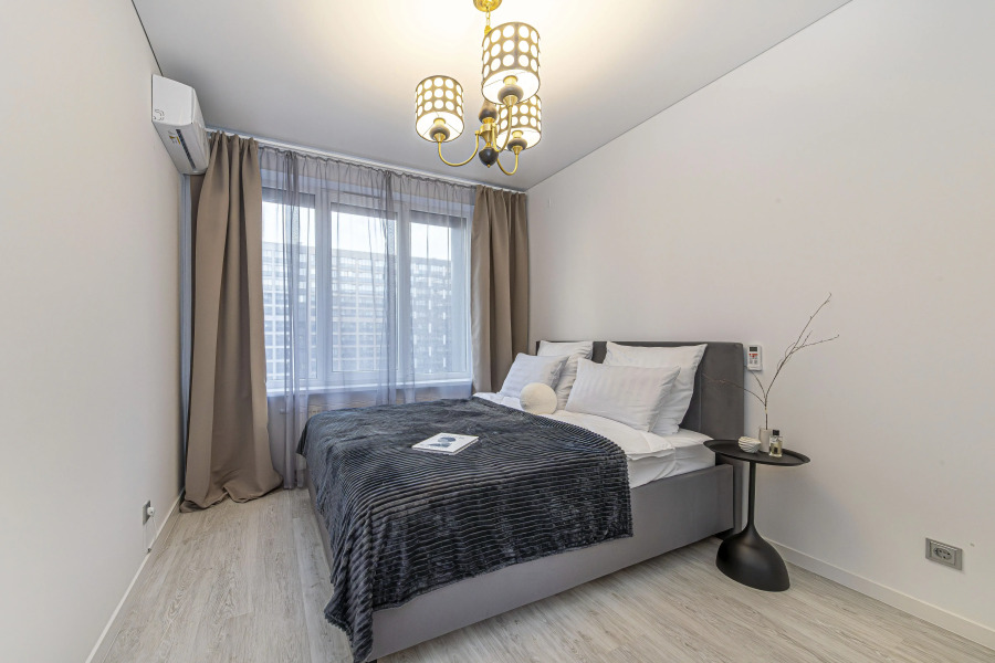 4flats MONOCHROME Квартира у набережной Невы в ЖК бизнес-класса