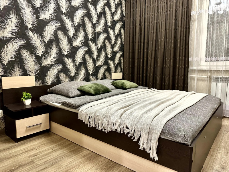 Квартира двухкомнатная Cети апартаментов На время