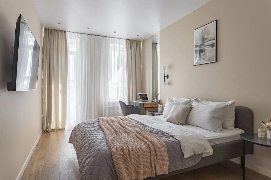 Апартаменты в центре города на улице Б Панина с парковкой Сова-Дом