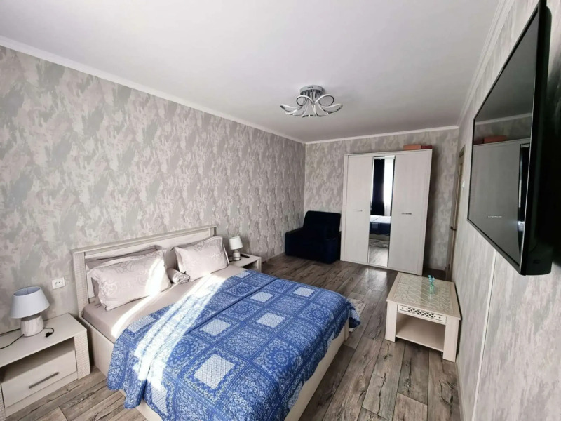 Апартаменты на проспекте Победы 39