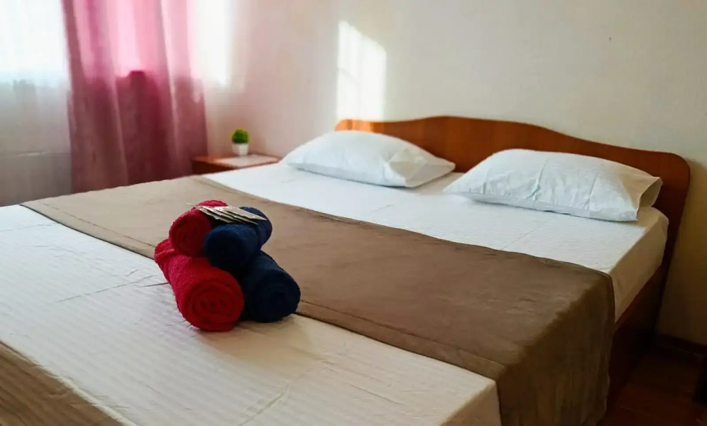 Апартаменты Квартира AlexHome РП Свердловский Молодежная 1