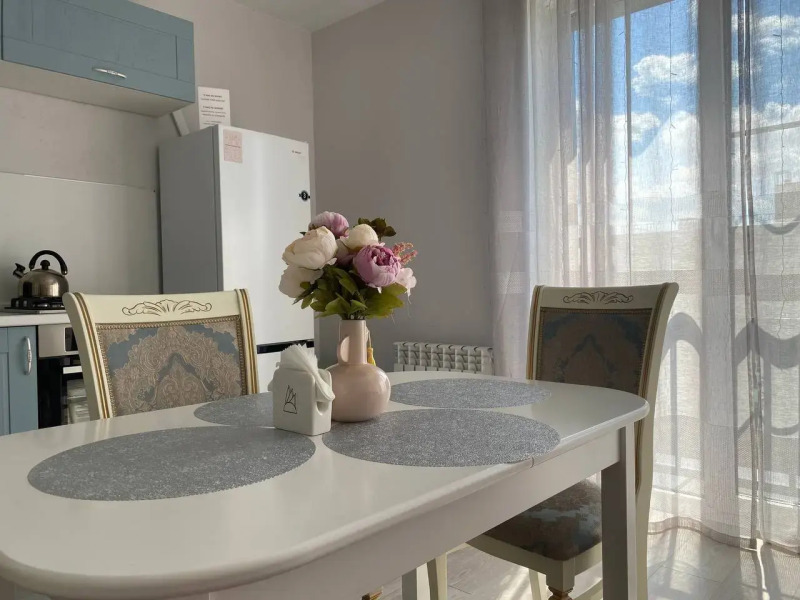 Апартаменты кoмфорт классa в Дoбpoгpaдe