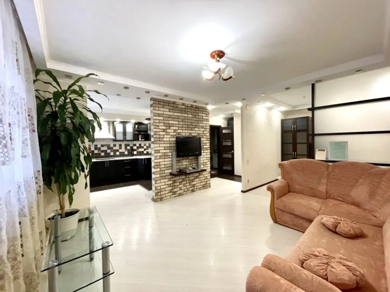 Апартаменты 642 Флэтс-Лайн на улице Красноармейская 100