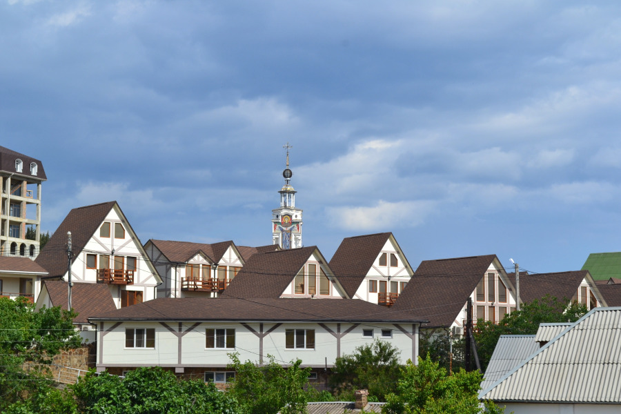 Longvina Guest House