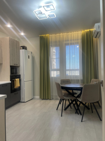 Квартира Двухкомнатная на бульваре 30-летия Победы 50