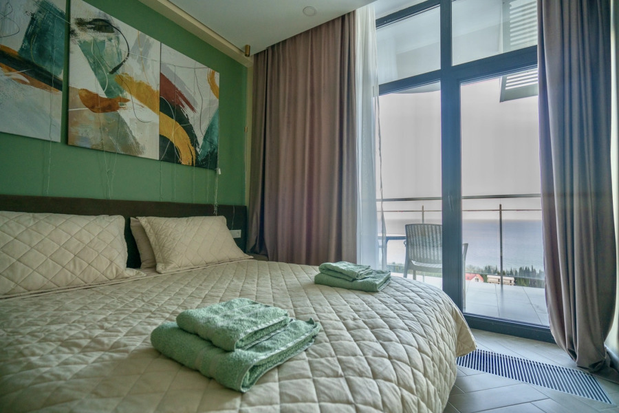 Апартаменты LS-Art-Olive с видом на море с 13 этажа