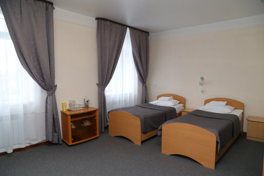 Отель Монерон