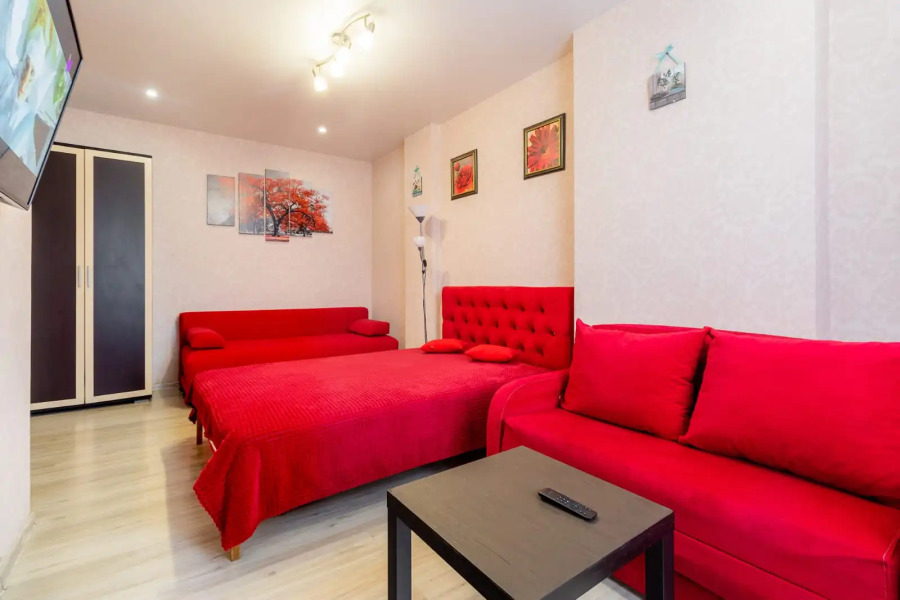 Апартаменты в Новом доме, 3 раздельных спальных места, до метро 5 минут пешком бонус кофемашина