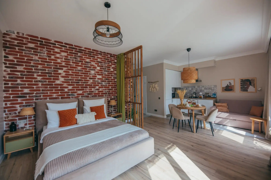 Апартаменты Boho Room в 100 метрах от моря