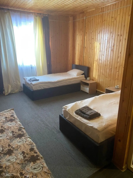 Частный дом с банкетным залом