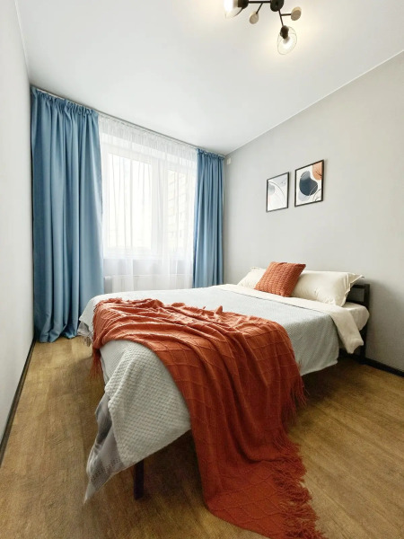 Квартира Двухкомнатная возле Космопорта