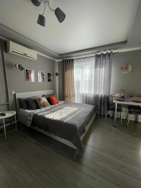 Апартаменты на площади Ленина