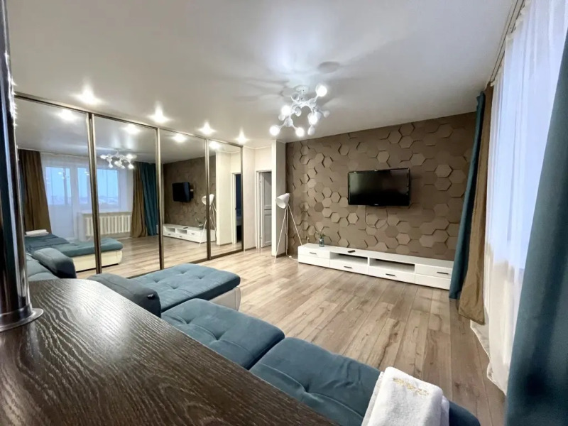 Апартаменты 701 Флэтс-Лайн на улице Красноармейская 100