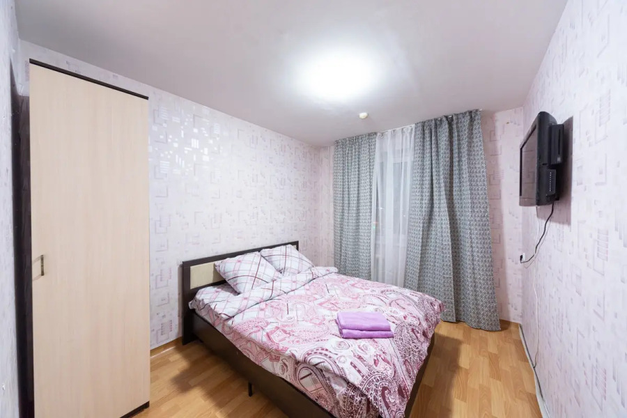 Апартаменты Двухкомнатные у ТРК Планета