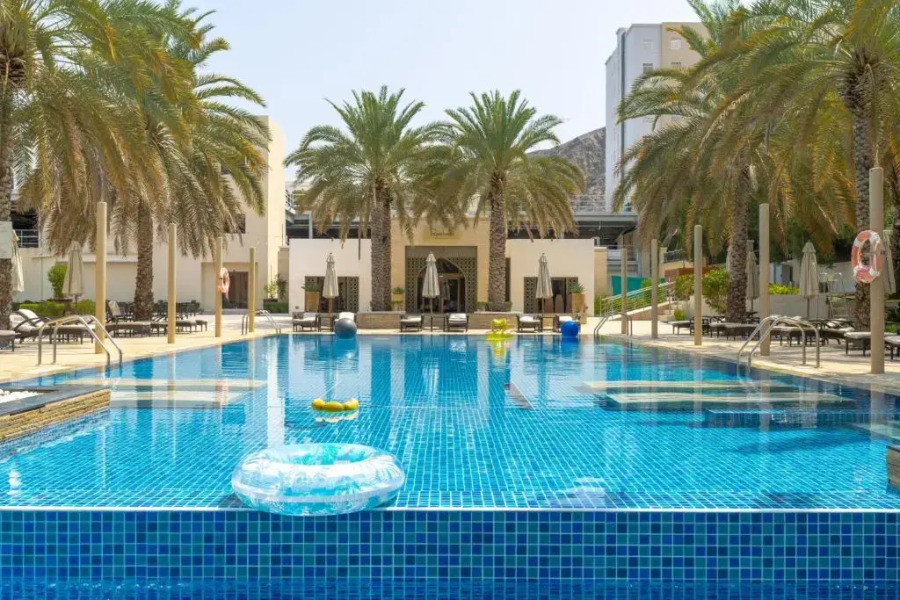 Отель Sheraton Oman