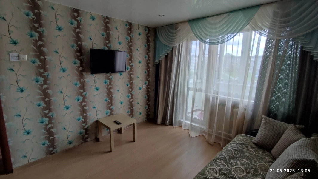 Квартира 2-х комнатная для командировочных в Первоуральске