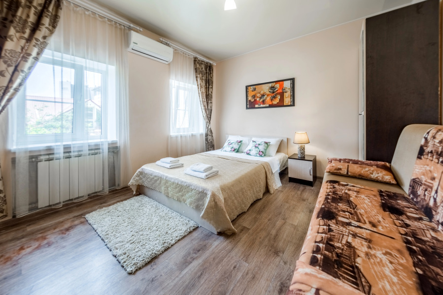 Апартаменты на Кубанской 19