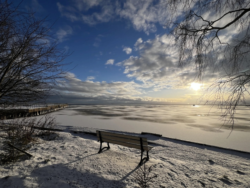 Апартаменты Prudius Apart с балконом у залива