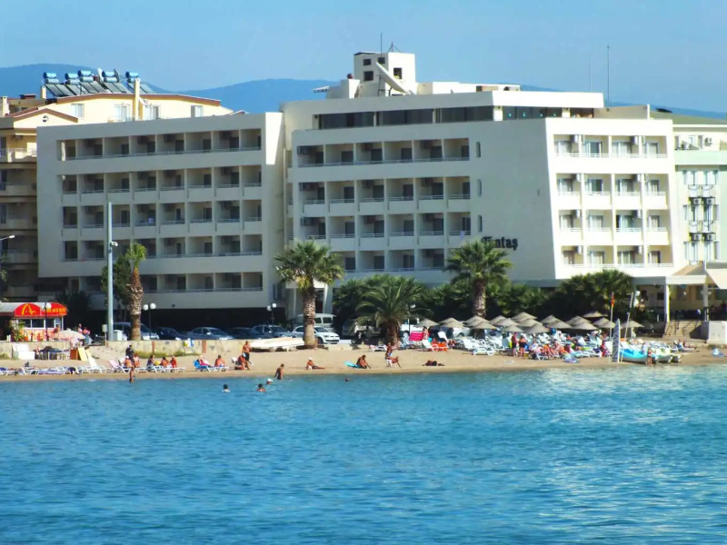 Отель Tuntas Beach Altinkum