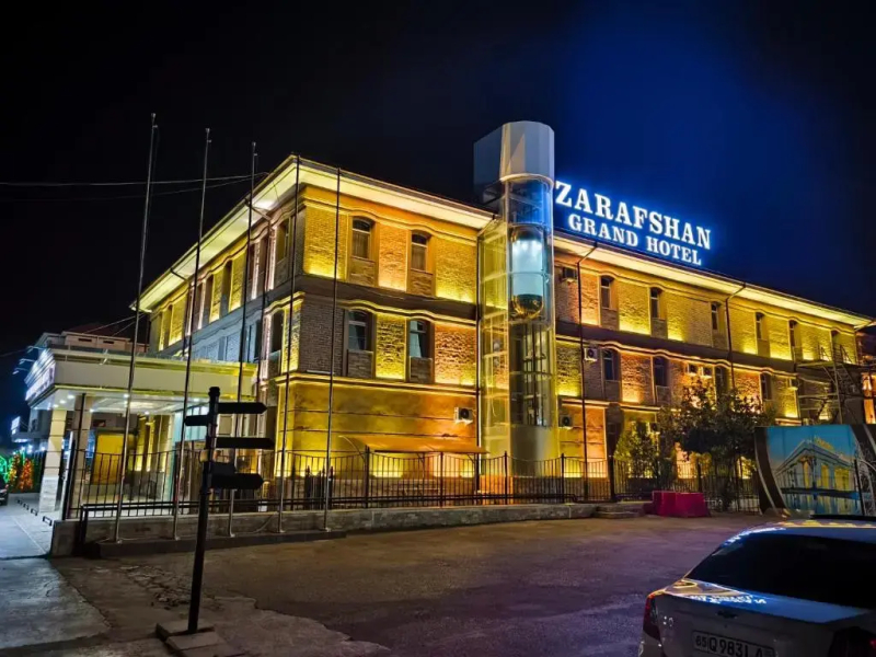 Отель Zarafshon Grand