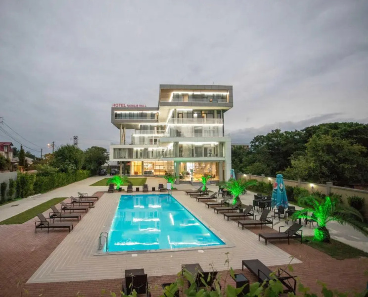 Отель Nobilis Hall