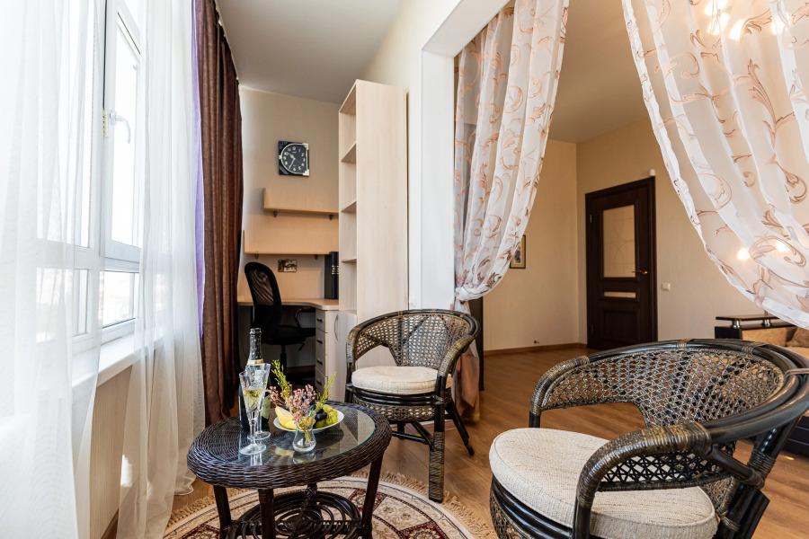 Апартаменты Чистая и Уютная Недалеко от Моря от LetoApart