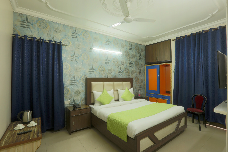 Отель Airport Mayank Residency