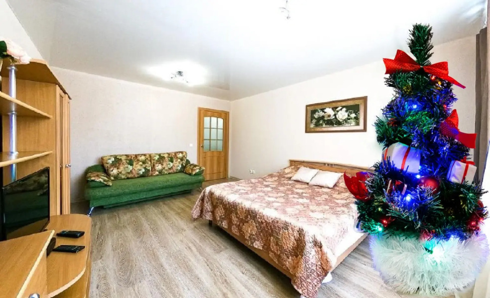 Квартира Семейная Гостиный Дворъ и Ко на Щорса 105