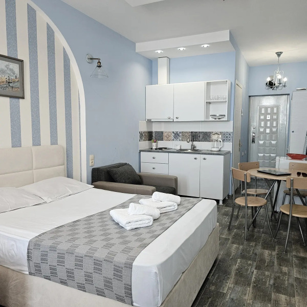 Квартира 727 на берегу Черного моря