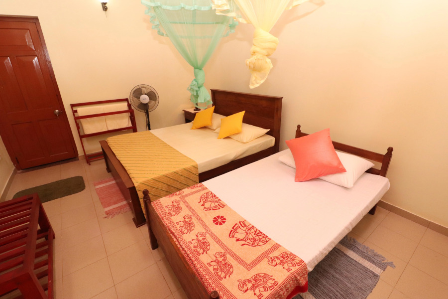 Мини-Отель Yoho Granary Homestay