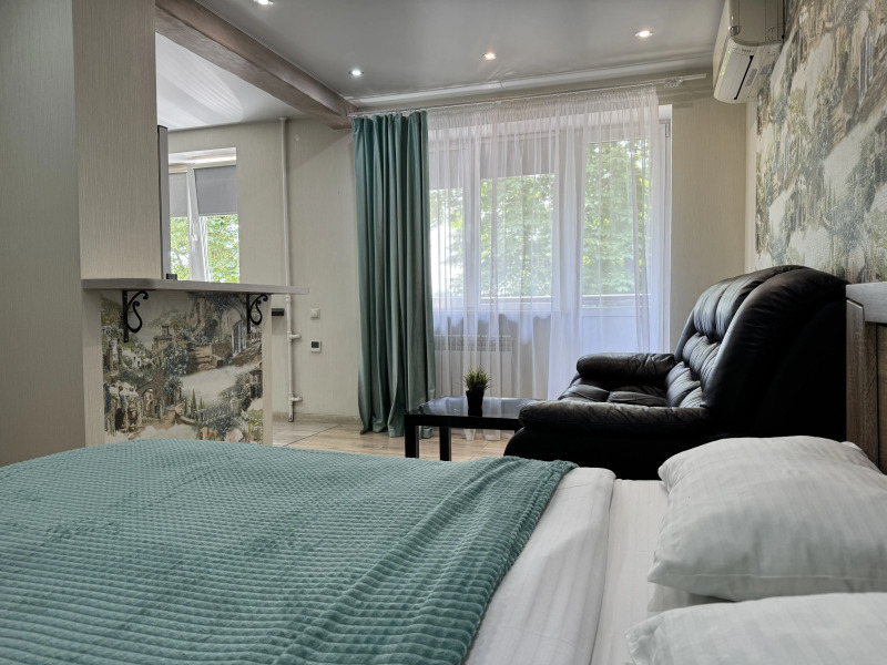 Апартаменты на Давыда Городенского 2/11