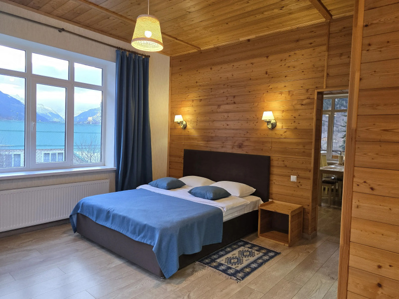 Квартира с видом на горы на улице Шевченко 13