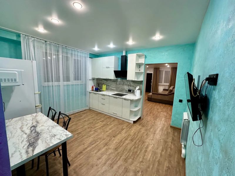 Апартаменты Двухкомнатные Улучшенные Ужурская День & Ночь 4