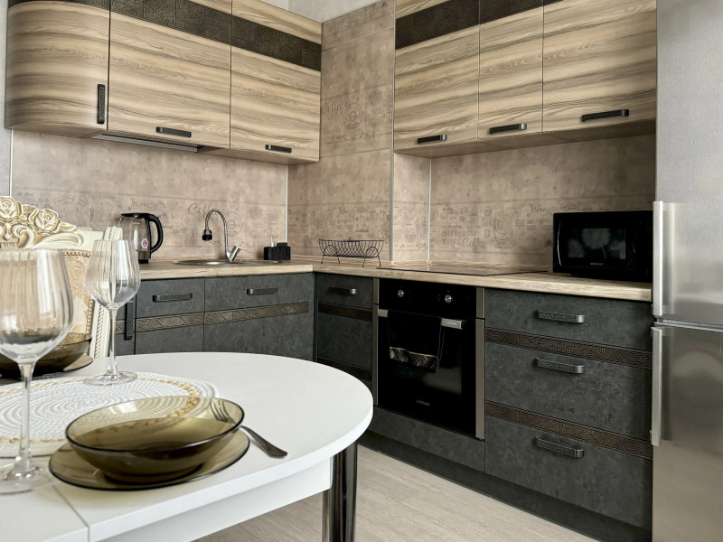 Квартира со свежим ремонтом в районе ОКБ