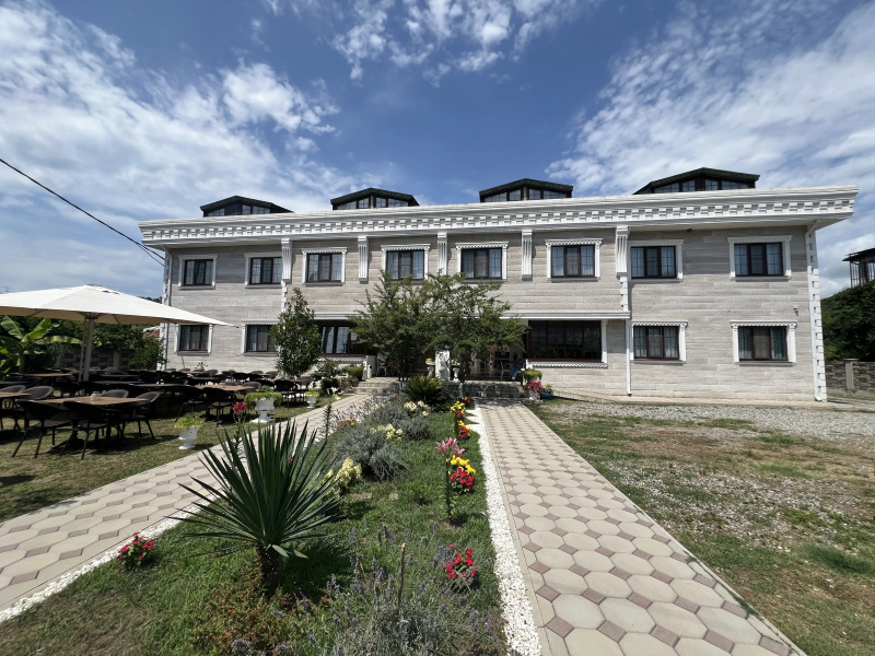 Lucette Guest House