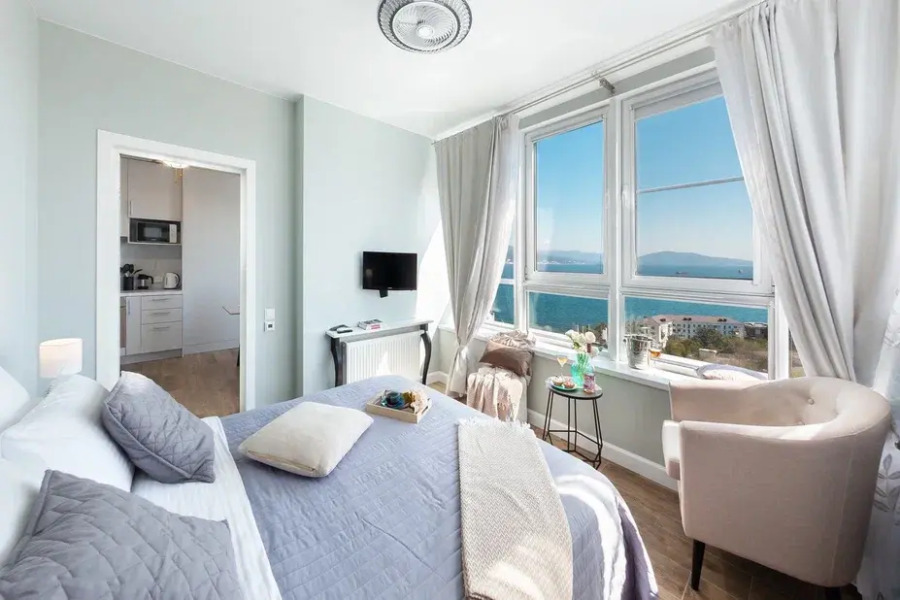 Апартаменты Visitnovorossiysk на Исаева 1