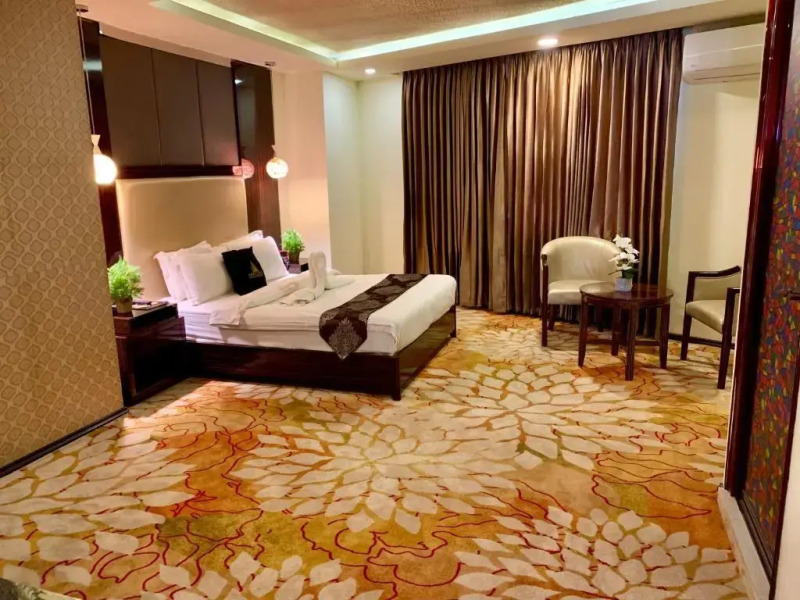 Отель Noorjahan Grand