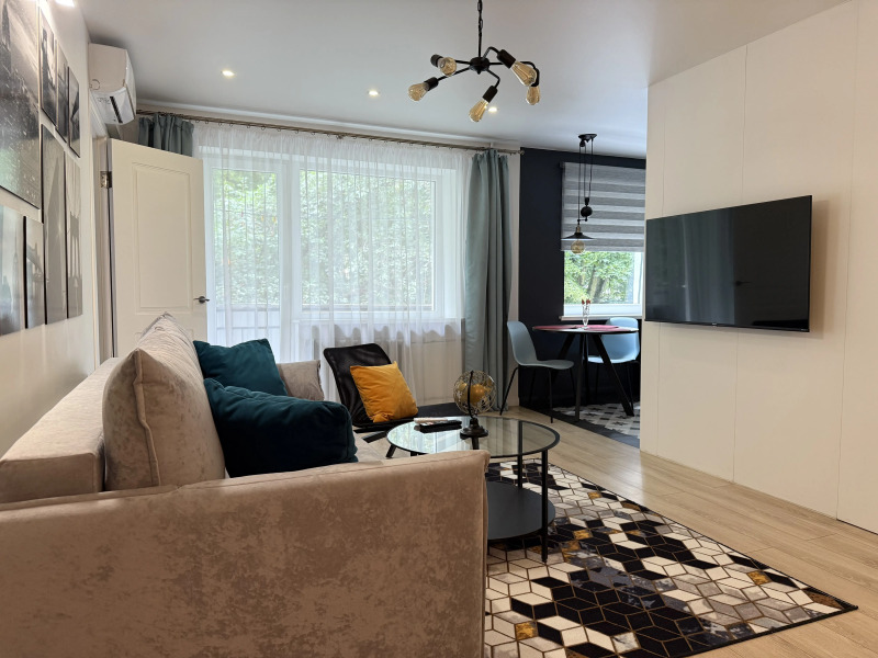 Квартира 2х Комнатые Апартаменты в Сердце Города