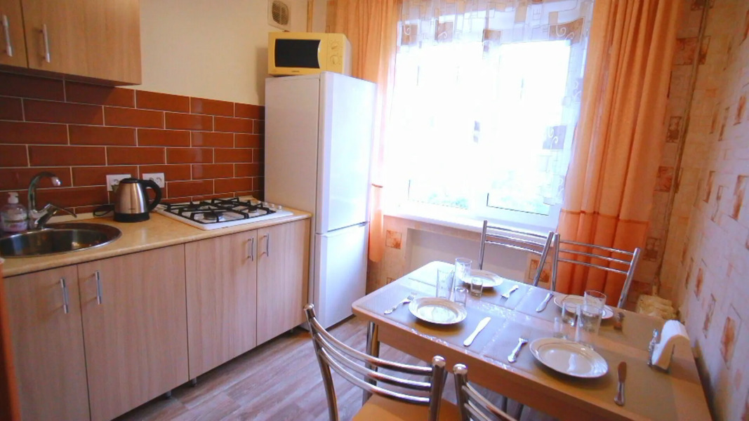 Квартира Двухкомнатная Квартира Около СВВАУЛ и АО ТяжМаш