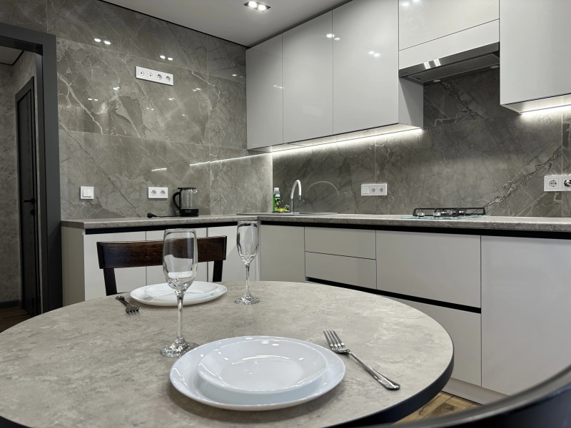 Квартира Новая в центре города с евроремонтом