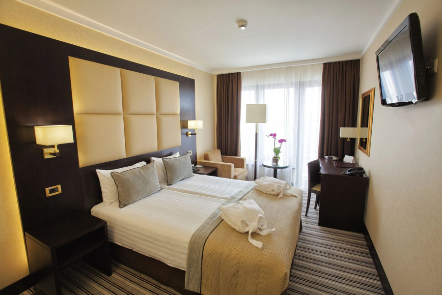 Отель Premier Dnister