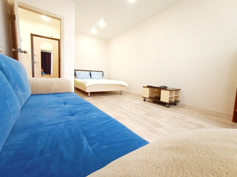 Апартаменты 1к На Бульваре Приморский 23